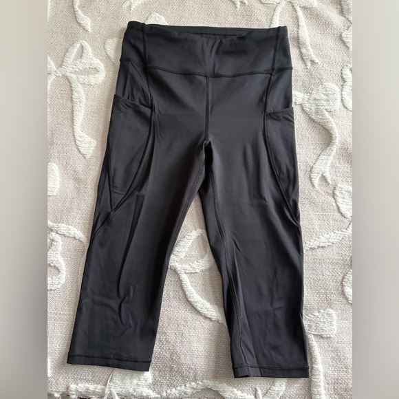 Lululemon Athletica Black Break Free Crop (Nulux 17") - Picture 7 of 10